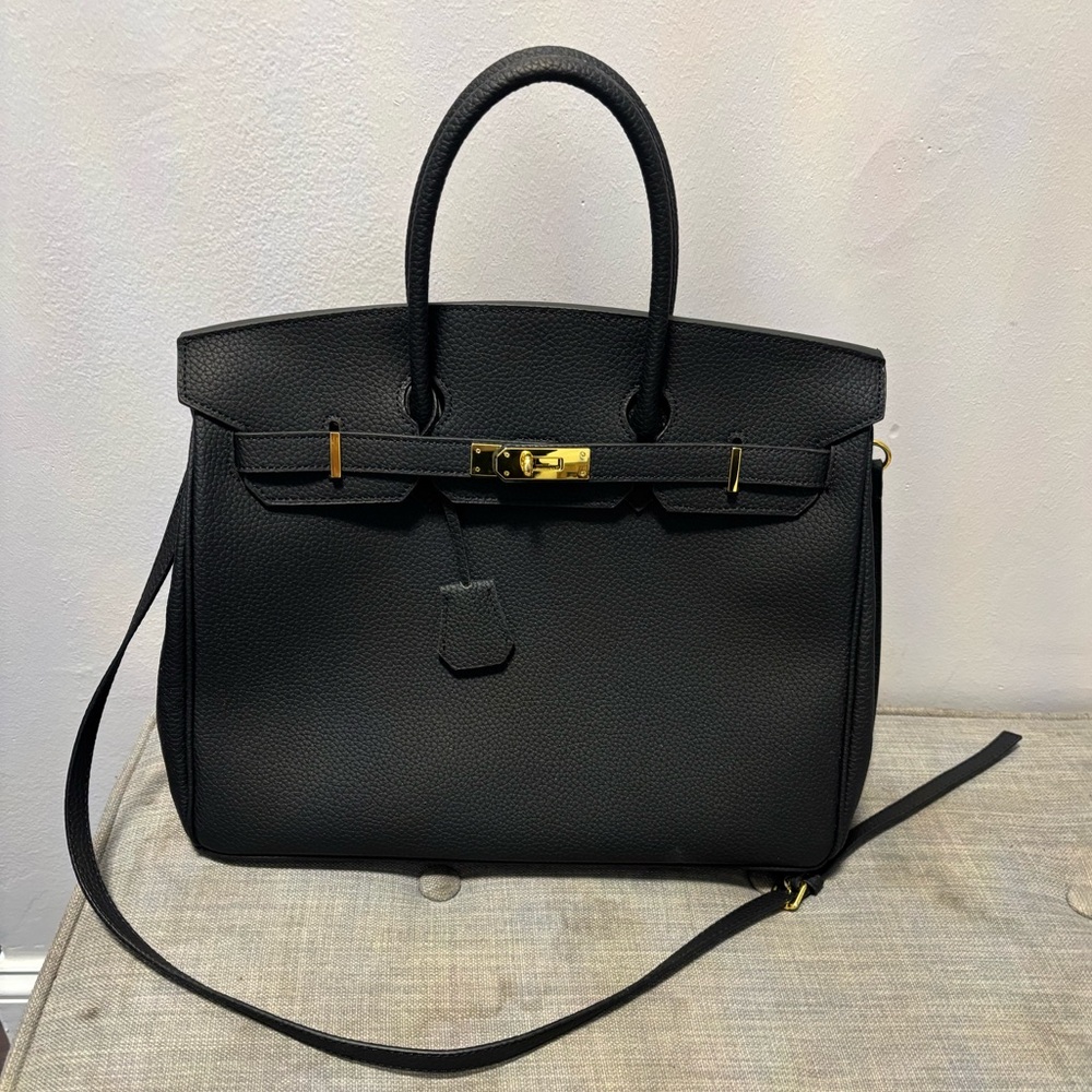 Elegant Black Wekin Handbag 35cm
